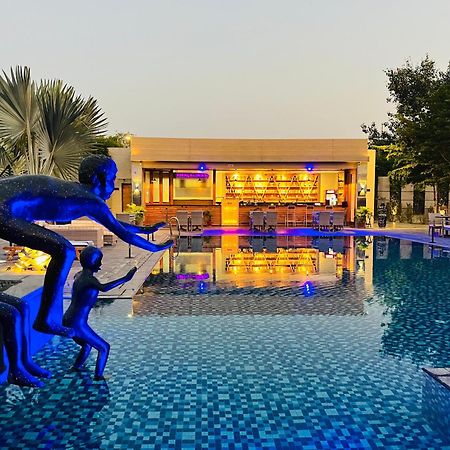 The Grand Arc Hotel & Convention Centre Shahjahanpur Zewnętrze zdjęcie