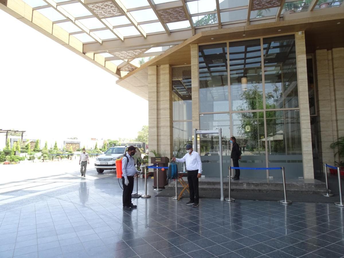 The Grand Arc Hotel & Convention Centre Shahjahanpur Zewnętrze zdjęcie