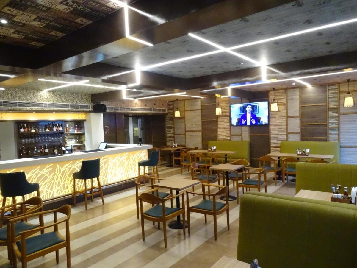 The Grand Arc Hotel & Convention Centre Shahjahanpur Zewnętrze zdjęcie