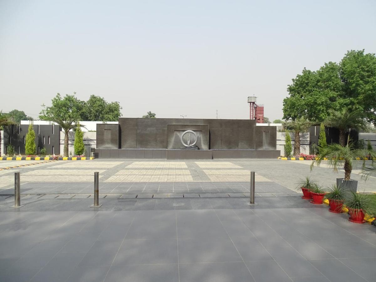 The Grand Arc Hotel & Convention Centre Shahjahanpur Zewnętrze zdjęcie