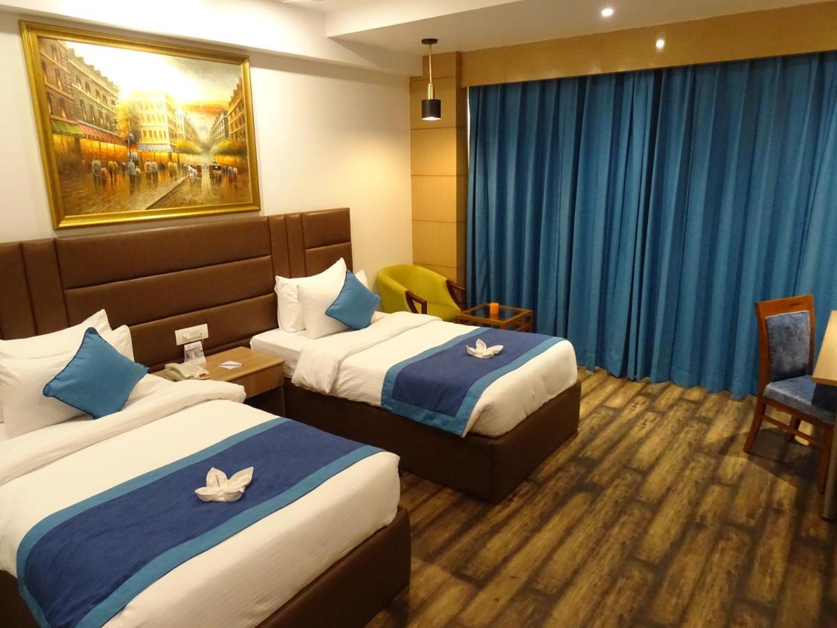 The Grand Arc Hotel & Convention Centre Shahjahanpur Zewnętrze zdjęcie