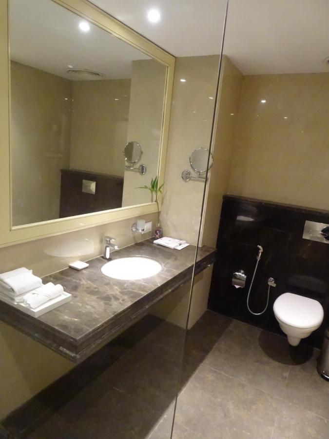 The Grand Arc Hotel & Convention Centre Shahjahanpur Zewnętrze zdjęcie
