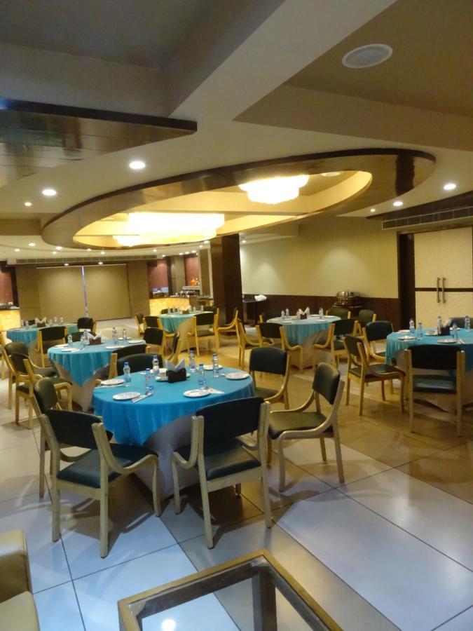 The Grand Arc Hotel & Convention Centre Shahjahanpur Zewnętrze zdjęcie