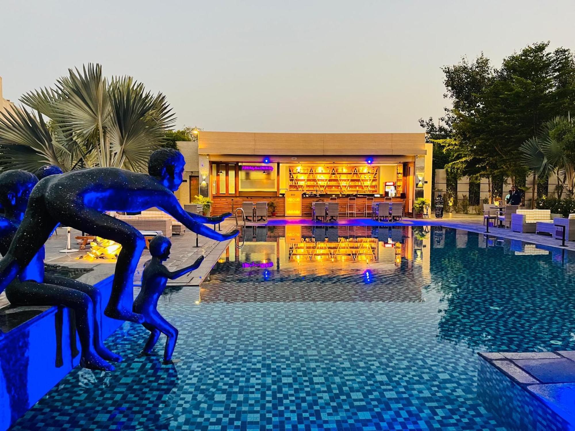 The Grand Arc Hotel & Convention Centre Shahjahanpur Zewnętrze zdjęcie